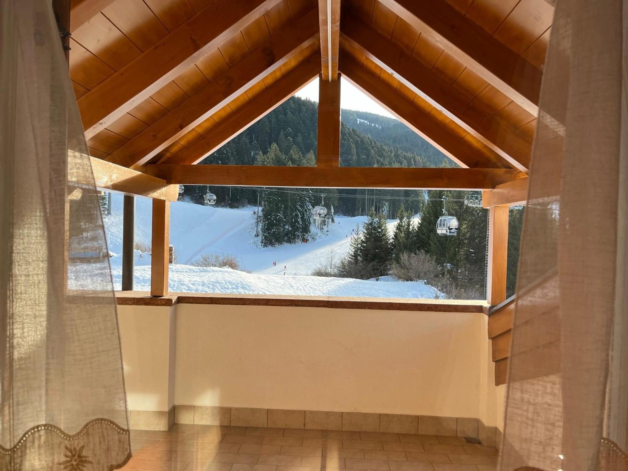 Attico In Legno Ad Andaloアパートメント エクステリア 写真